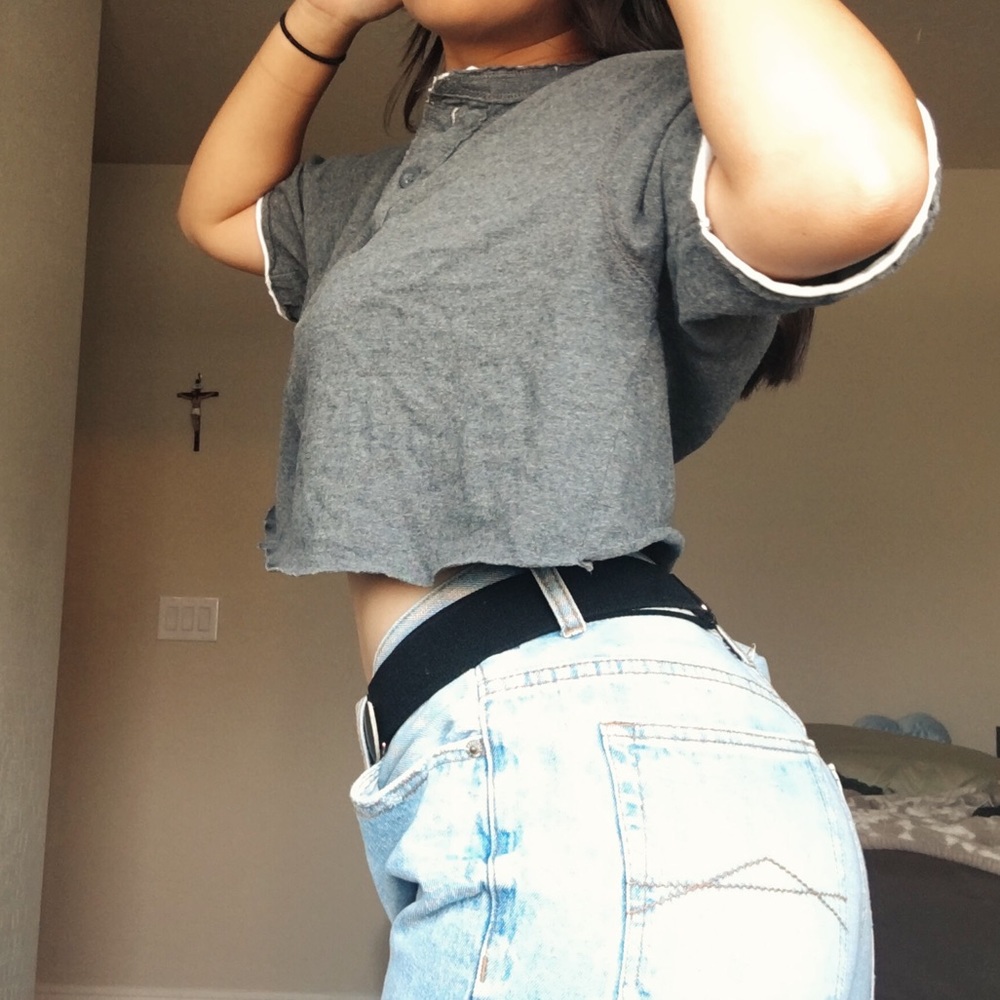 VINTAGE GREY BUTTON UP CROP